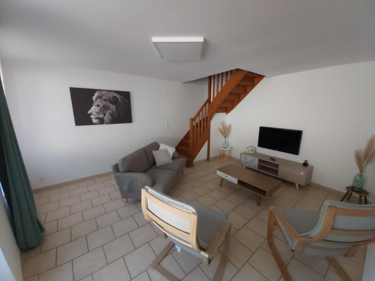La Petite Dame De Bayeux Villa Екстериор снимка